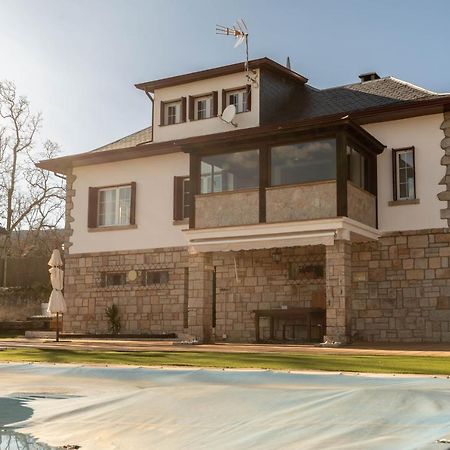 El Robledal - Miraflores De La Sierra Exterior foto