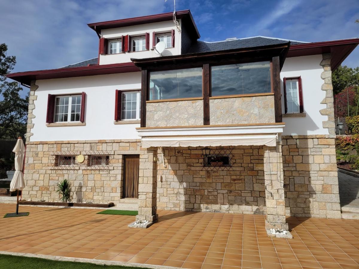 El Robledal - Miraflores De La Sierra Exterior foto